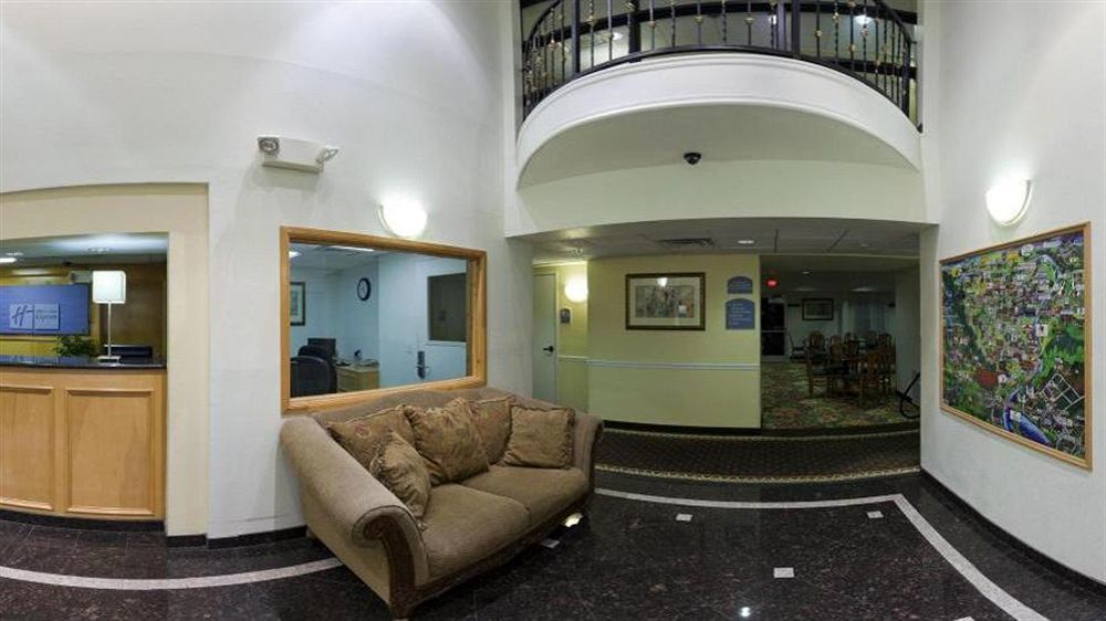 Holiday Inn Express Hotel & Suites Columbus By Ihg מראה חיצוני תמונה