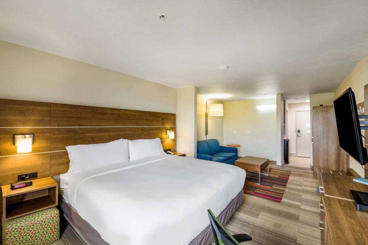 Holiday Inn Express Hotel & Suites Columbus By Ihg מראה חיצוני תמונה
